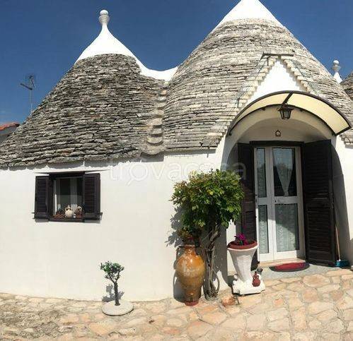 casa indipendente in vendita a Noci