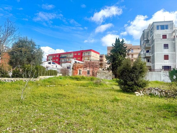 casa indipendente in vendita a Noci