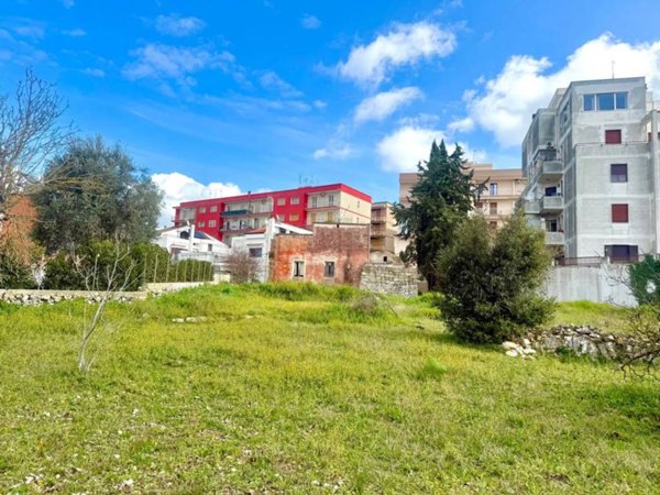 casa indipendente in vendita a Noci