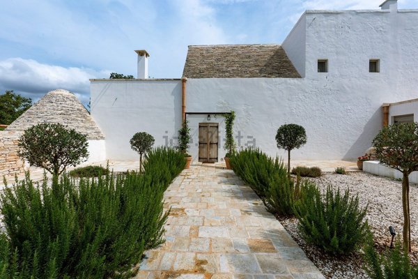 casa indipendente in vendita a Noci