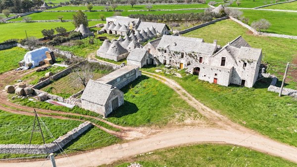 locale di sgombero in vendita a Noci