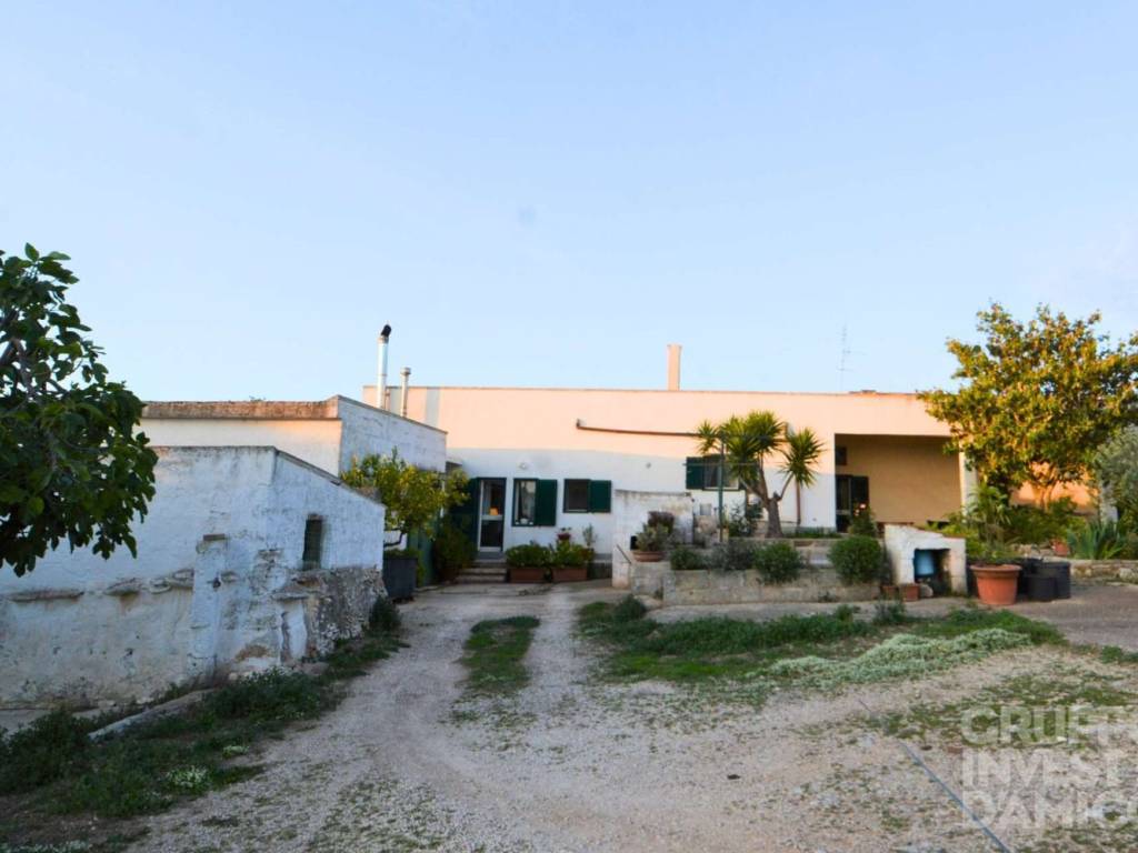 casa indipendente in vendita a Noci