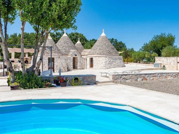 casa indipendente in vendita a Noci