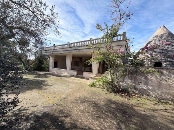 casa indipendente in vendita a Noci