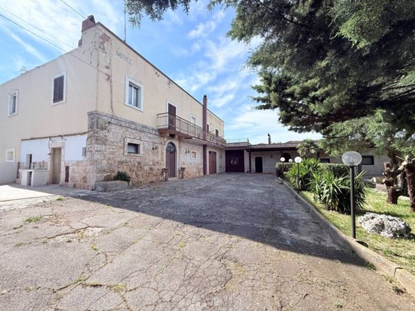 casa indipendente in vendita a Noci