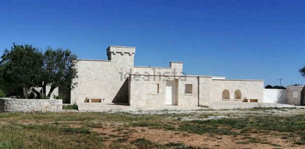 casa indipendente in vendita a Noci in zona Lamadacqua