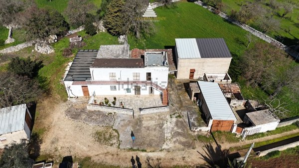 quadrivano in vendita a Noci in zona Lamadacqua