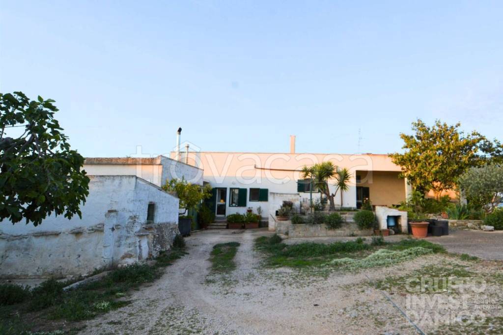 casa indipendente in vendita a Noci in zona Lamadacqua