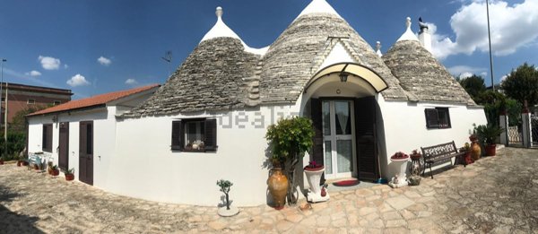 casa indipendente in vendita a Noci