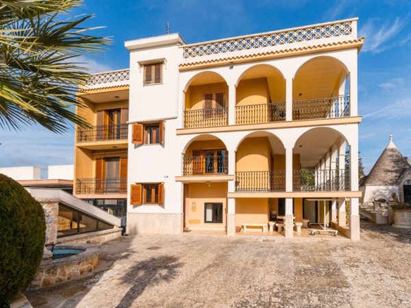 intera palazzina in vendita a Noci