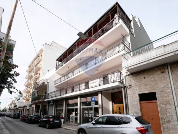 negozio in vendita a Noicattaro