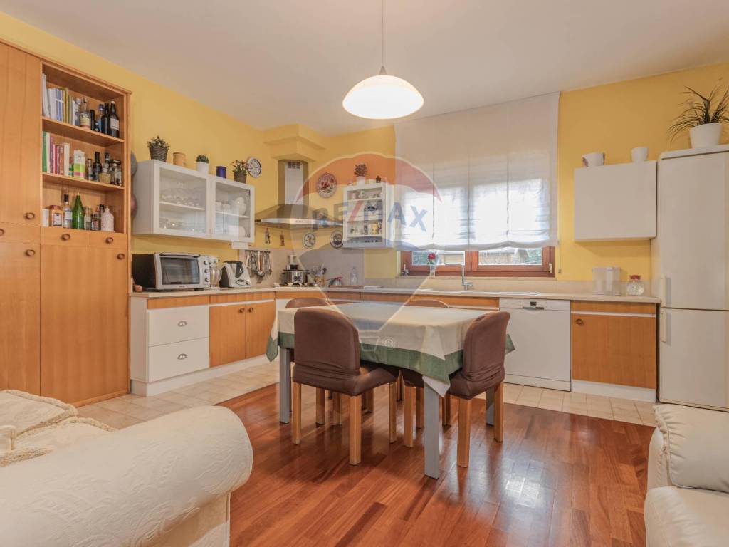 casa indipendente in vendita a Noicattaro in zona Parchitello