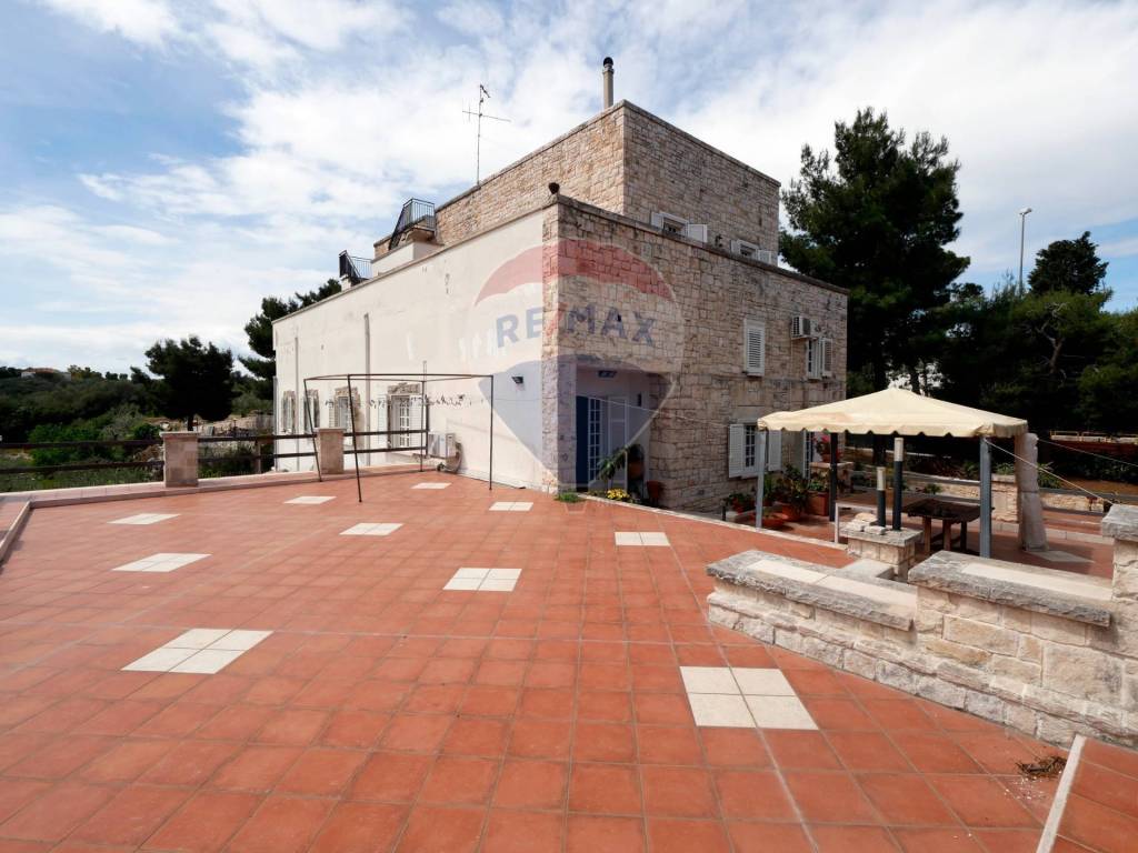casa indipendente in vendita a Noicattaro