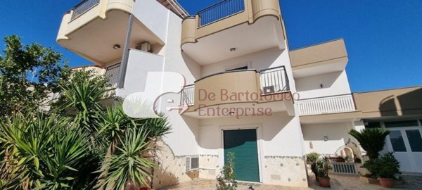 casa indipendente in vendita a Noicattaro