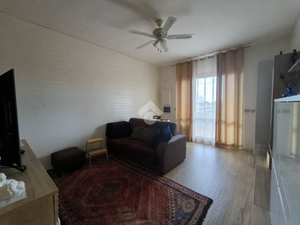 appartamento in vendita a Noicattaro in zona Scizzo