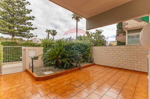 casa indipendente in vendita a Noicattaro in zona Parchitello