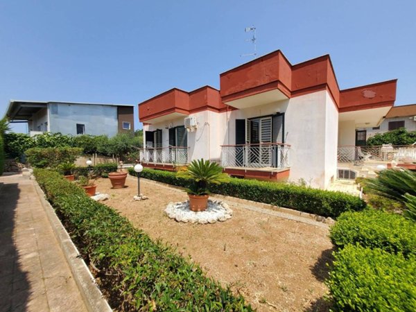 casa indipendente in vendita a Noicattaro in zona Scizzo