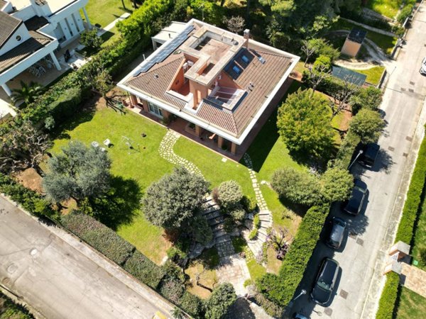 casa indipendente in vendita a Noicattaro in zona Parchitello