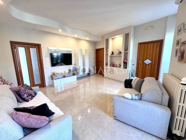 appartamento in vendita a Noicattaro