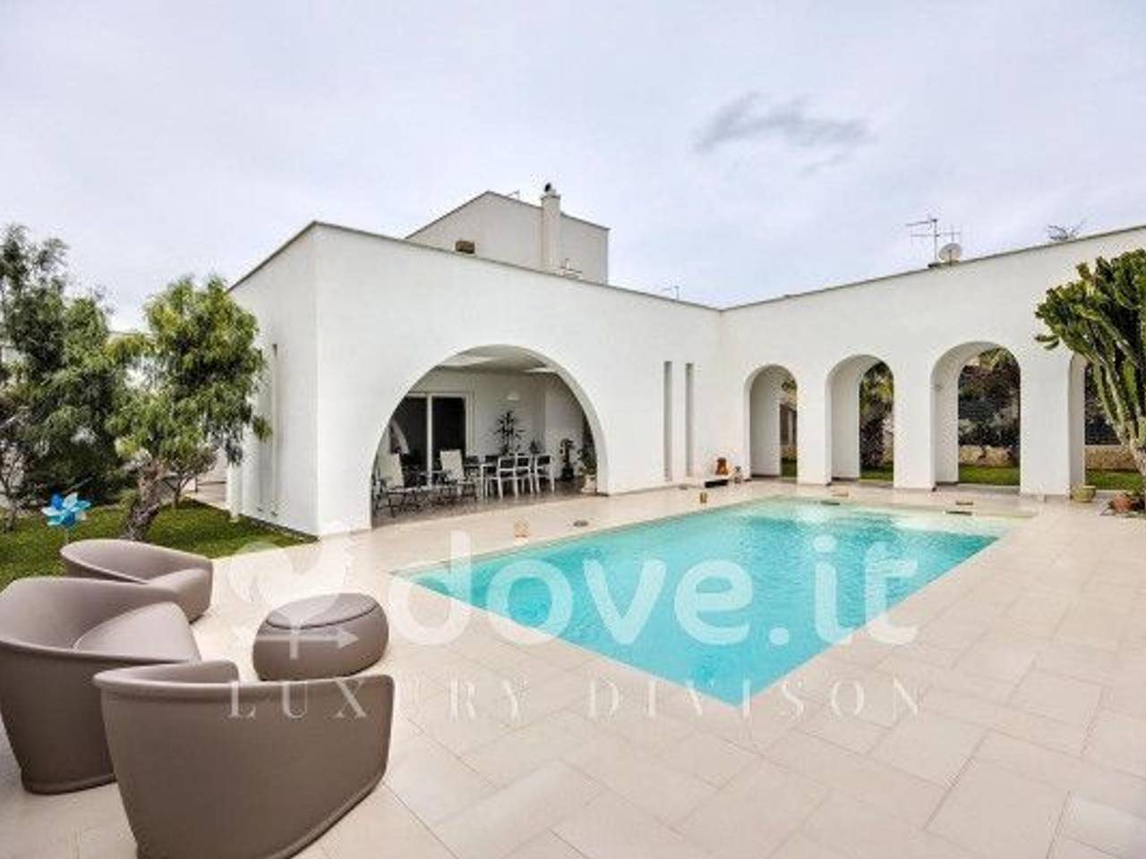 casa indipendente in vendita a Noicattaro