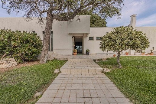 casa indipendente in vendita a Noicattaro in zona Scizzo