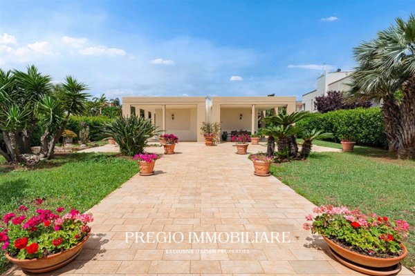 casa indipendente in vendita a Noicattaro