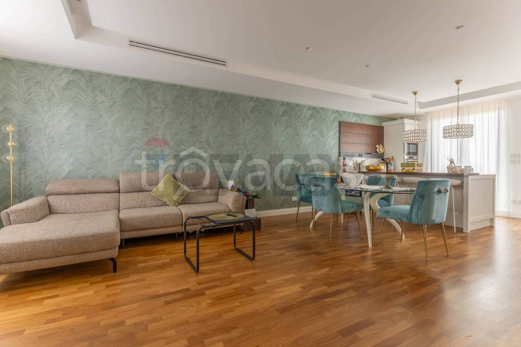 casa indipendente in vendita a Noicattaro in zona Parchitello