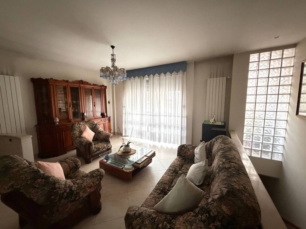 attico in vendita a Noicattaro