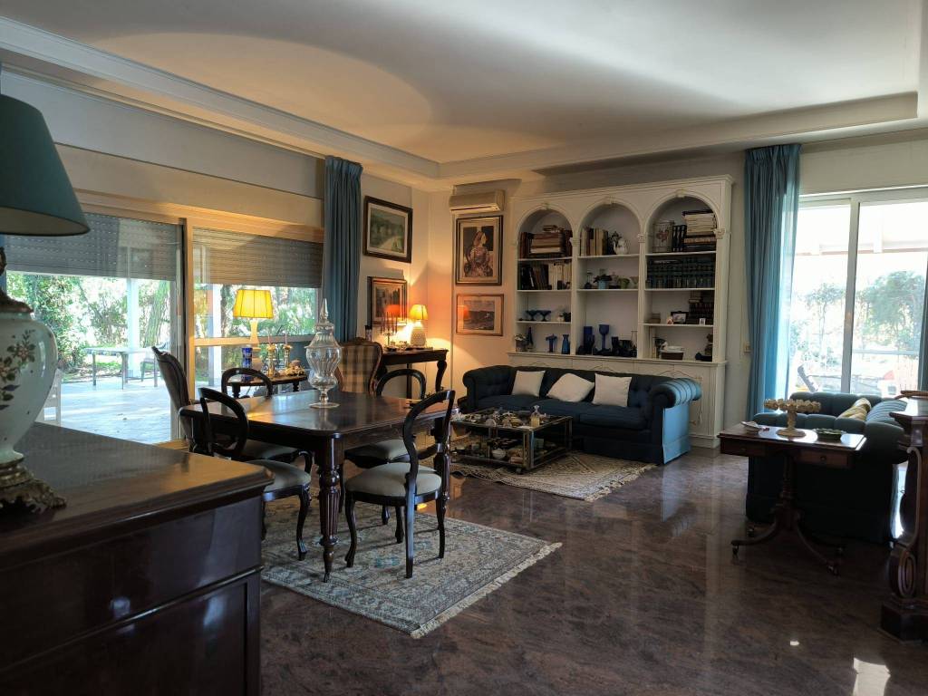 casa indipendente in vendita a Noicattaro in zona Parchitello