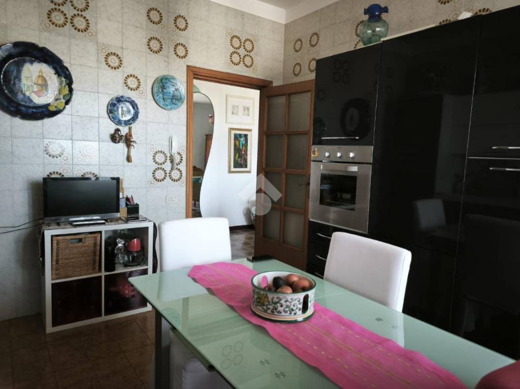 appartamento in vendita a Noicattaro in zona Scizzo