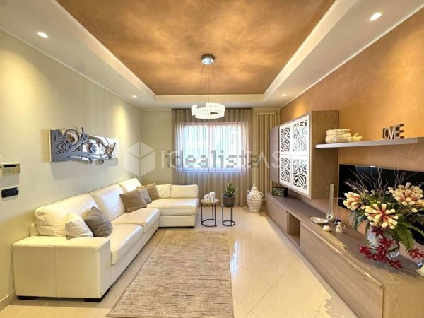 casa indipendente in vendita a Noicattaro