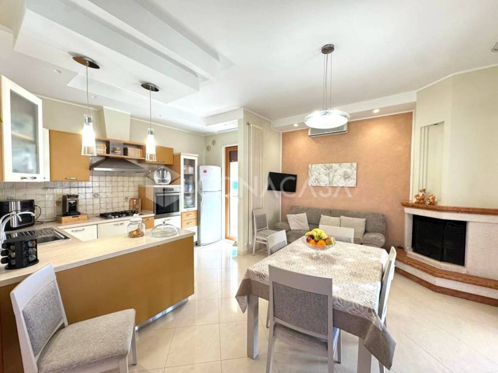 appartamento in vendita a Noicattaro