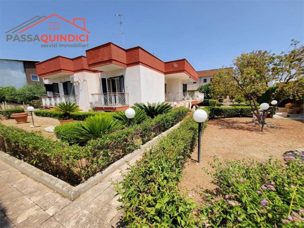 casa indipendente in vendita a Noicattaro in zona Scizzo