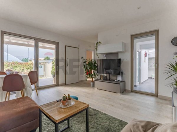 casa indipendente in vendita a Noicattaro in zona Parchitello