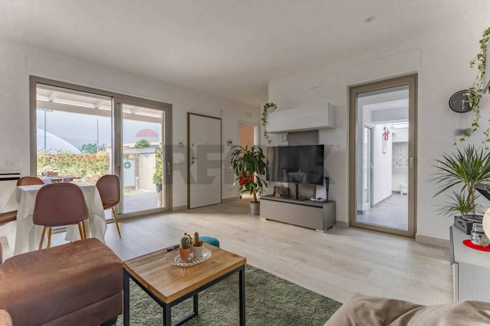 casa indipendente in vendita a Noicattaro in zona Parchitello