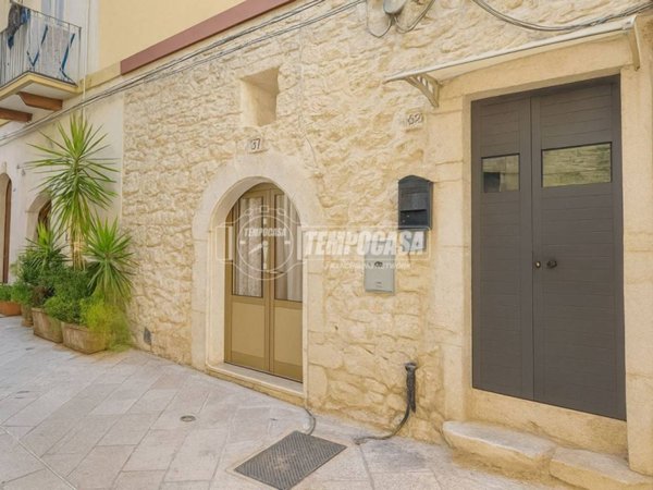 casa indipendente in vendita a Noicattaro