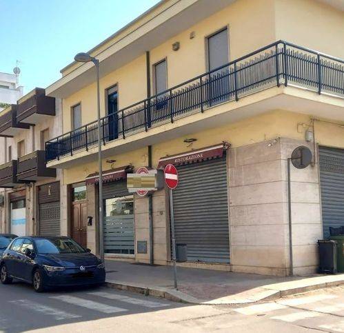 negozio in vendita a Noicattaro