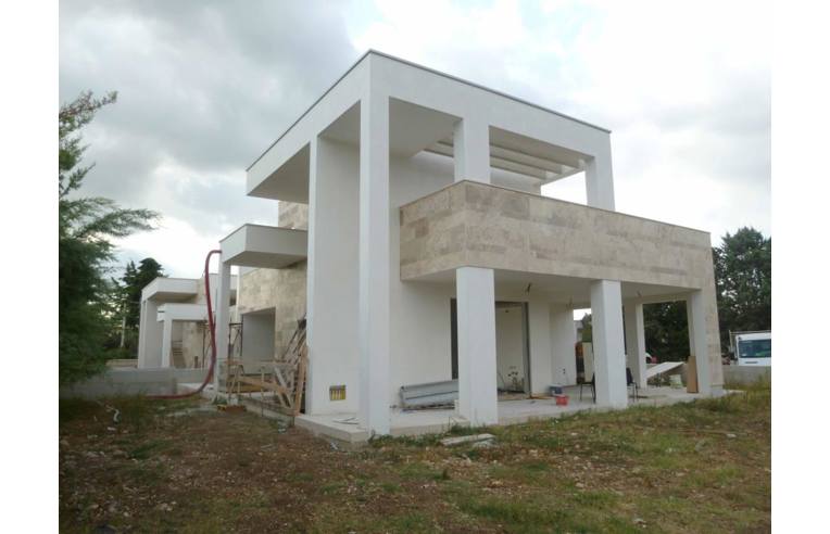 casa indipendente in vendita a Noicattaro in zona Parchitello