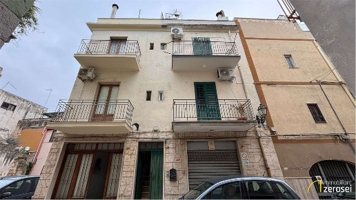 casa indipendente in vendita a Noicattaro