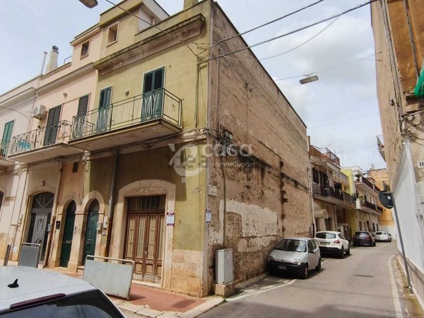 casa indipendente in vendita a Noicattaro