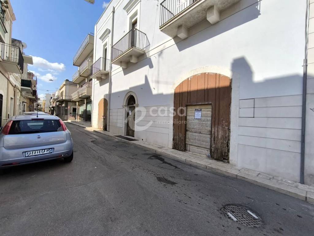 negozio in vendita a Noicattaro