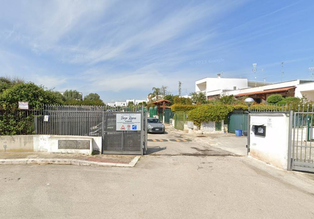 casa indipendente in vendita a Noicattaro in zona Scizzo