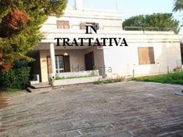 casa indipendente in vendita a Noicattaro in zona Scizzo