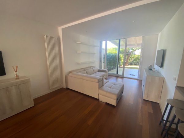 casa indipendente in vendita a Noicattaro in zona Parchitello