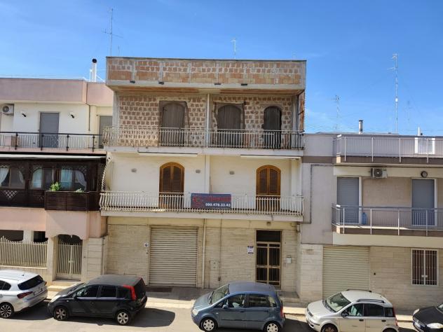 intera palazzina in vendita a Noicattaro