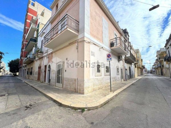 casa indipendente in vendita a Noicattaro