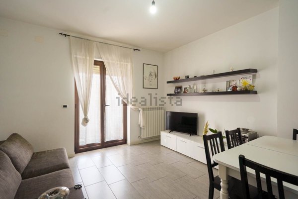 appartamento in vendita a Palo del Colle in zona Auricarro