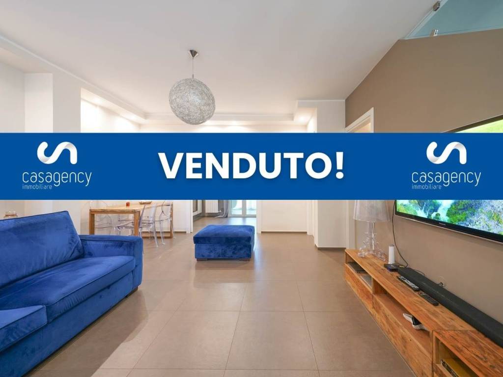 casa indipendente in vendita a Palo del Colle in zona Auricarro