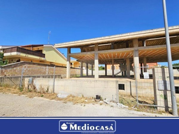 casa indipendente in vendita a Palo del Colle in zona Auricarro