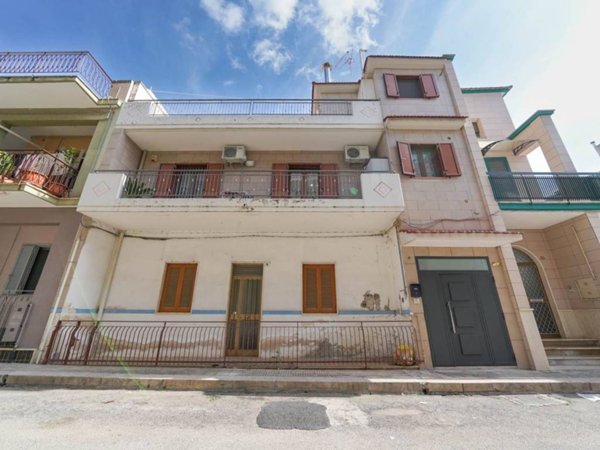 casa indipendente in vendita a Palo del Colle